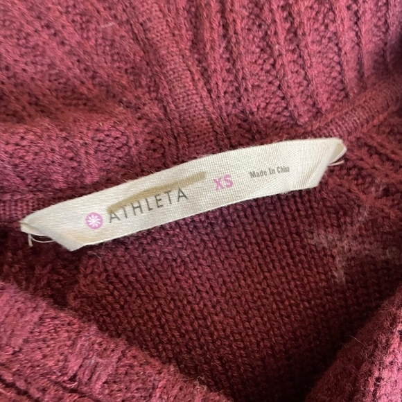 Athleta 100% Merino Extra Fine Wool Hoodie Cable Knit Sweater, Size XS - Picture 3 of 10